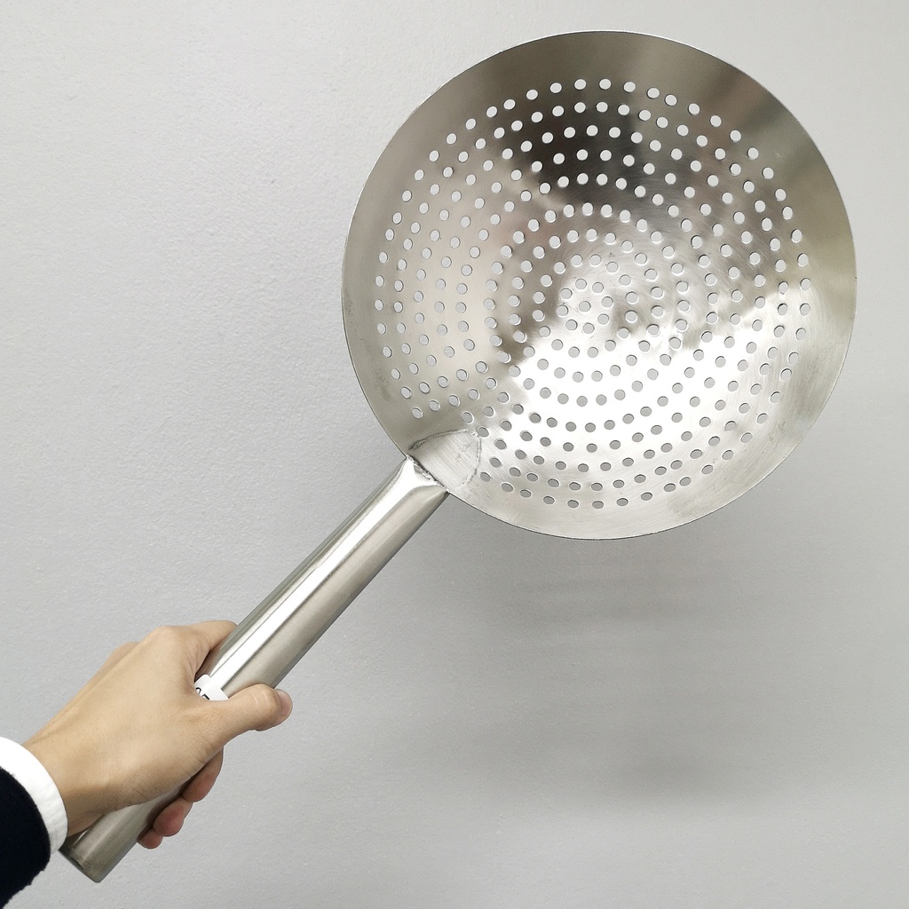 ตะแกรงตักของทอด เจาะรู 30ซม. (48อัน)