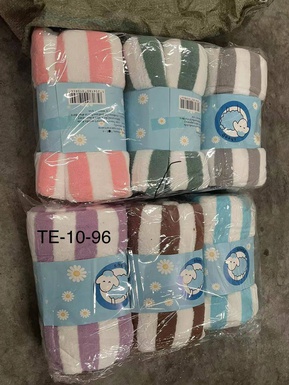 No.05005 ผ้าเช็ดตัวขนนุ่มลายริ้ว 70x140ซม. คละสี